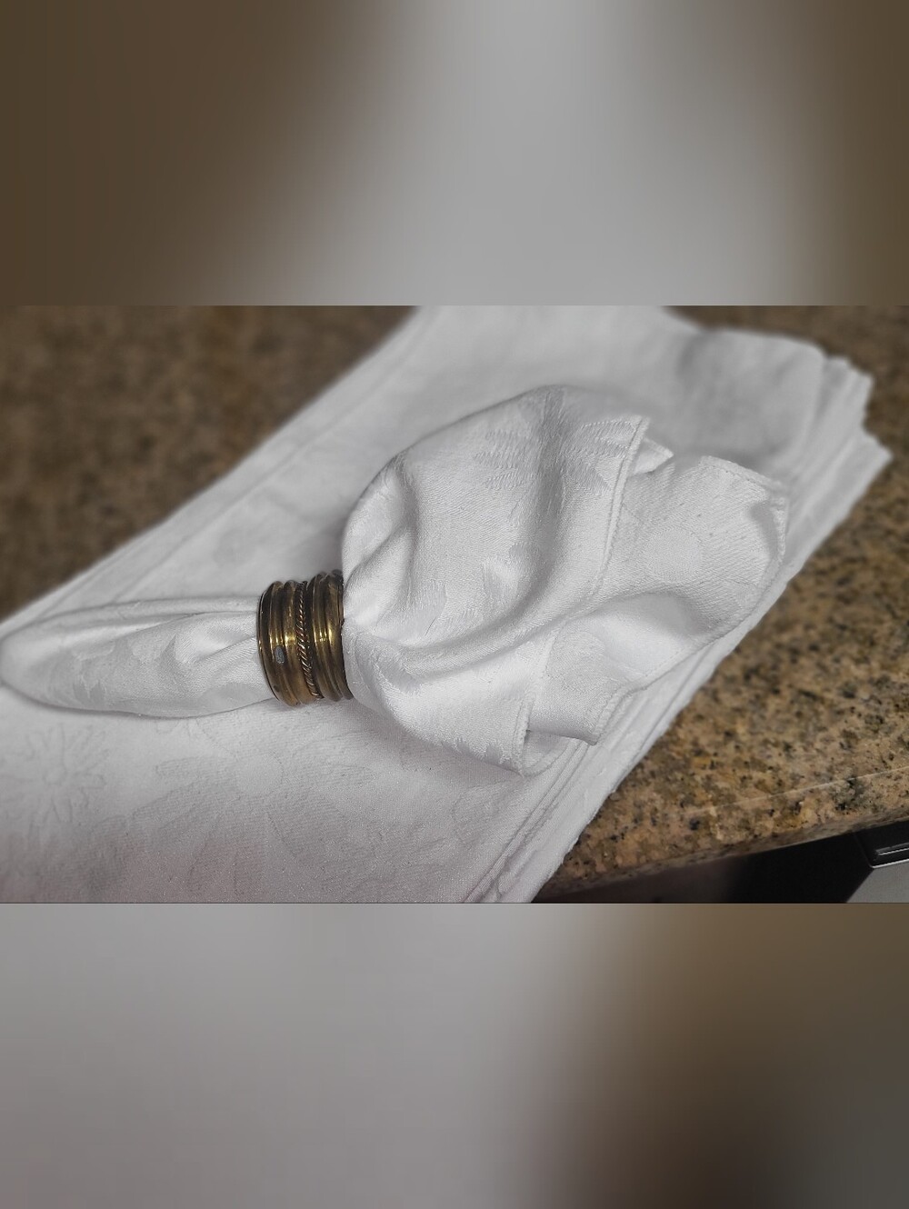 13 Cloth White Napkins